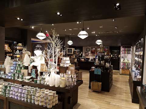 White Barn Candle Co White Barn Candle Co